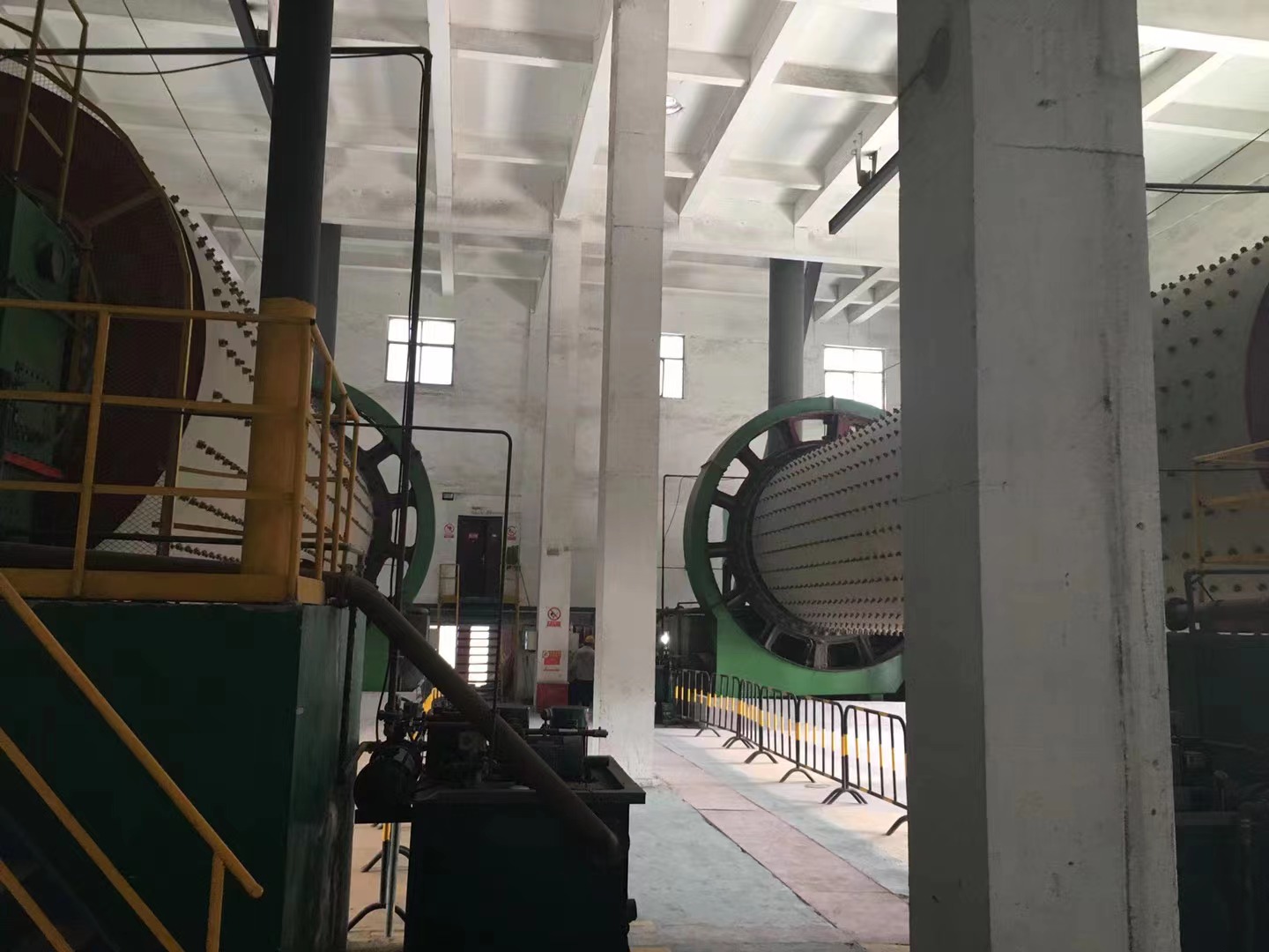 安徽五河中聯(lián)水泥年產(chǎn)200萬噸水泥生產(chǎn)線機(jī)電及鋼結(jié)構(gòu)項(xiàng)目